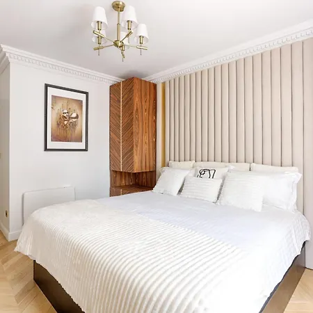 Stunning 2 Bedroom At Montparnasse Apartament *