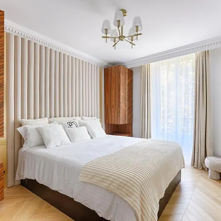Stunning 2 Bedroom At Montparnasse Paris